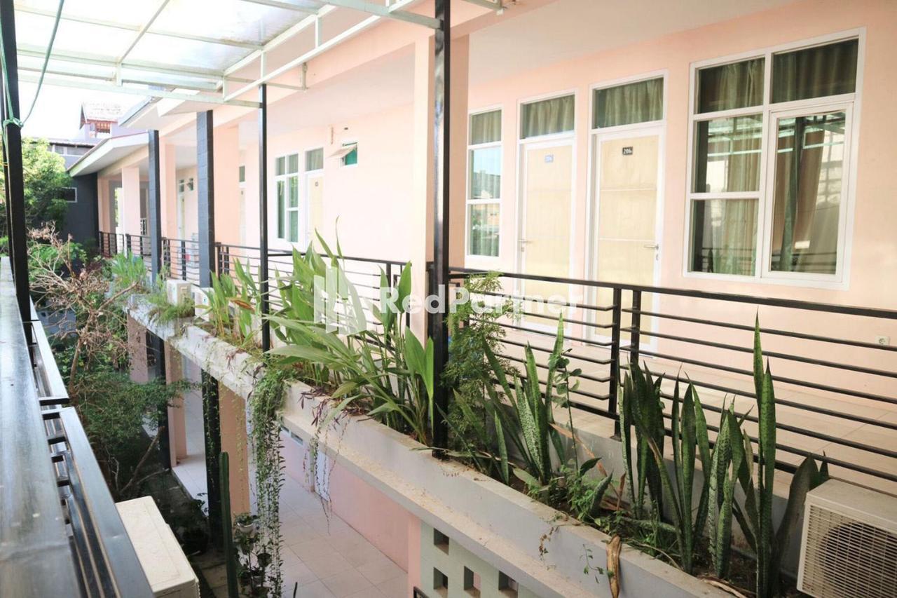 Wisma Suci Syariah Polewali Mandar Mitra Reddoorz Matakali المظهر الخارجي الصورة