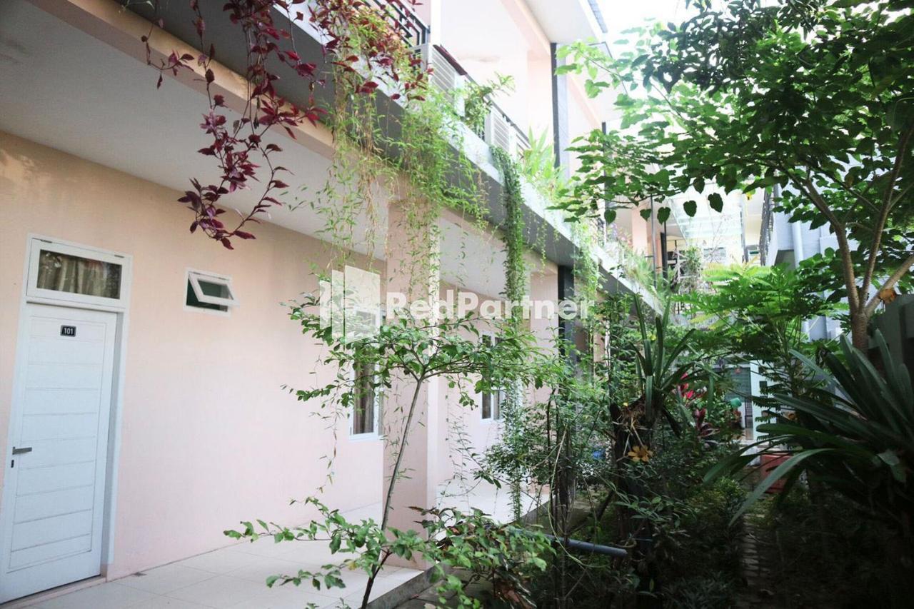Wisma Suci Syariah Polewali Mandar Mitra Reddoorz Matakali المظهر الخارجي الصورة